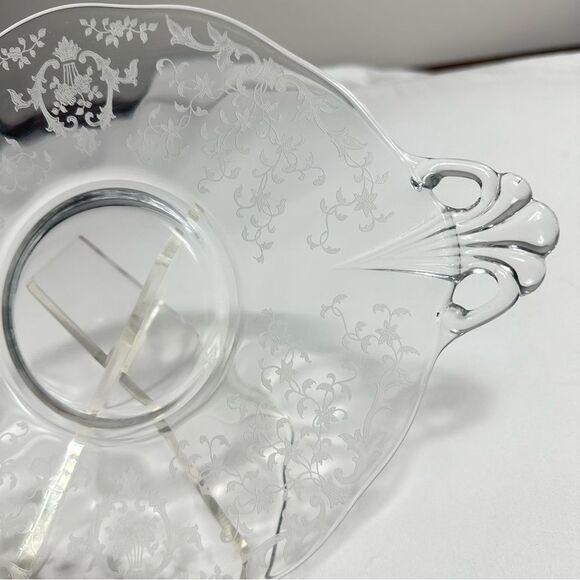 Fostoria VTG Glass Baroque Etched Chintz Handled Cake Plate Platter Dish 13.5” - Picture 5 of 11